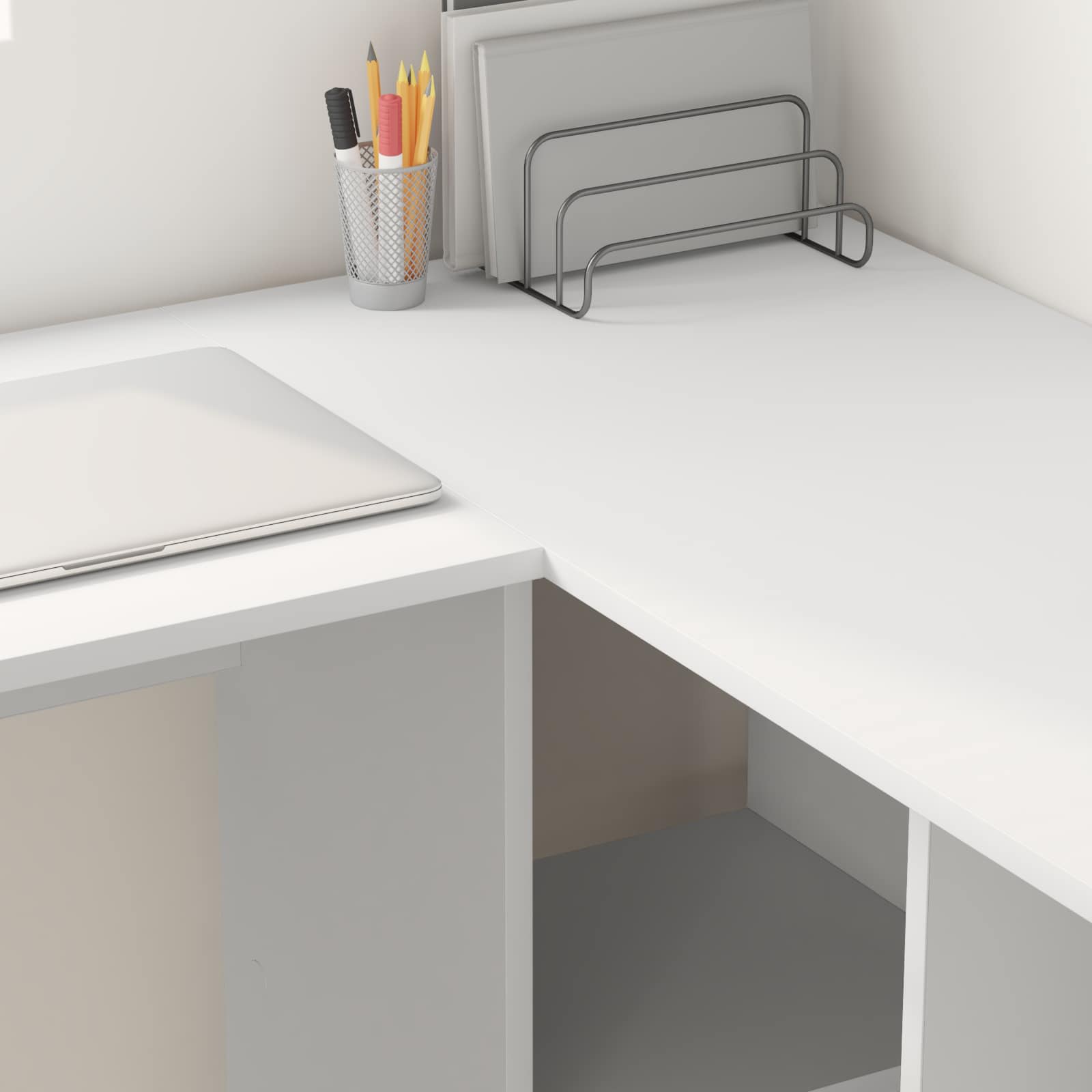 Desk White 142 x 102 x 73 cm Engineered Wood