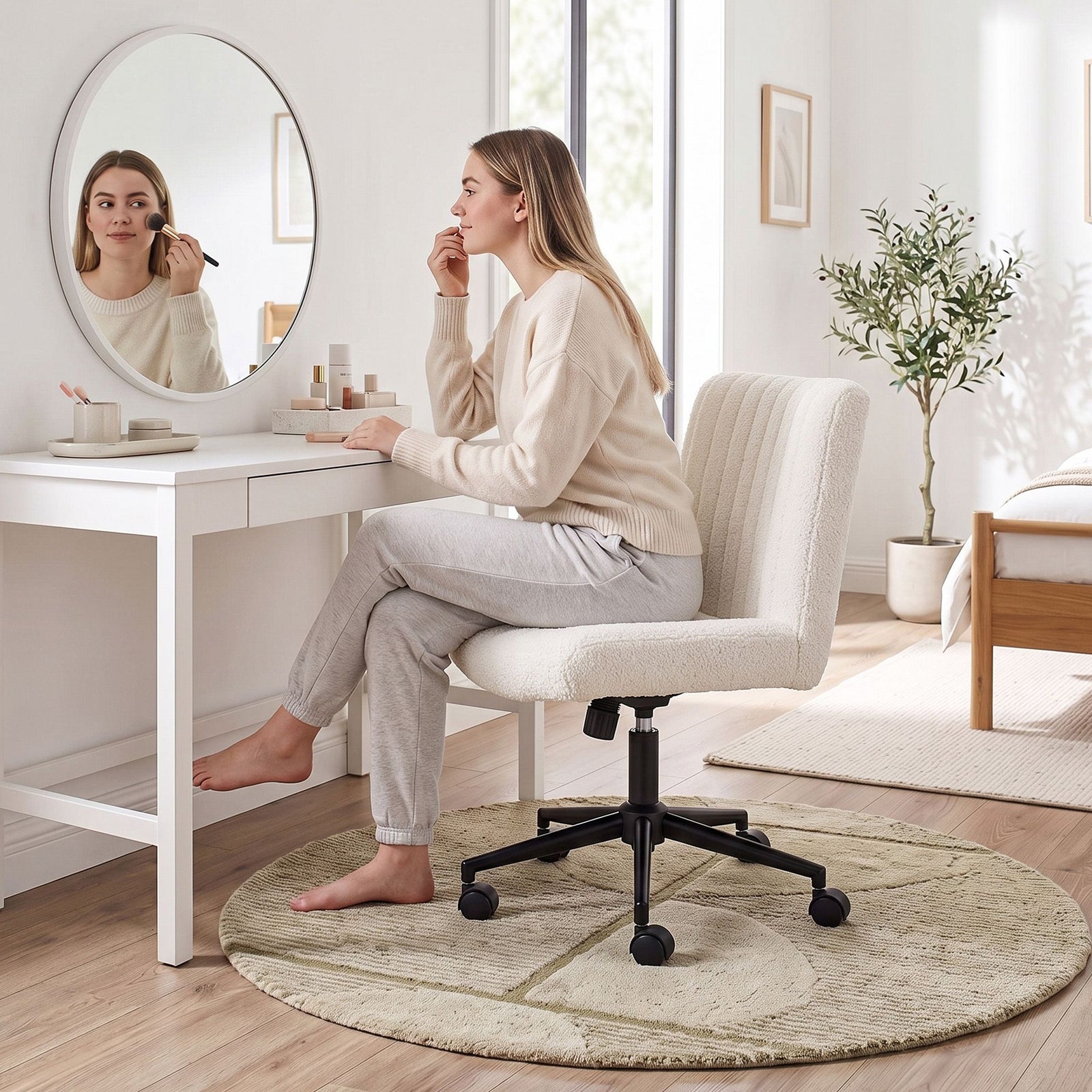 Artiss Armless Cross Legged Office Chair Wide Seat Vanity Chair Teddy Fleece Beige