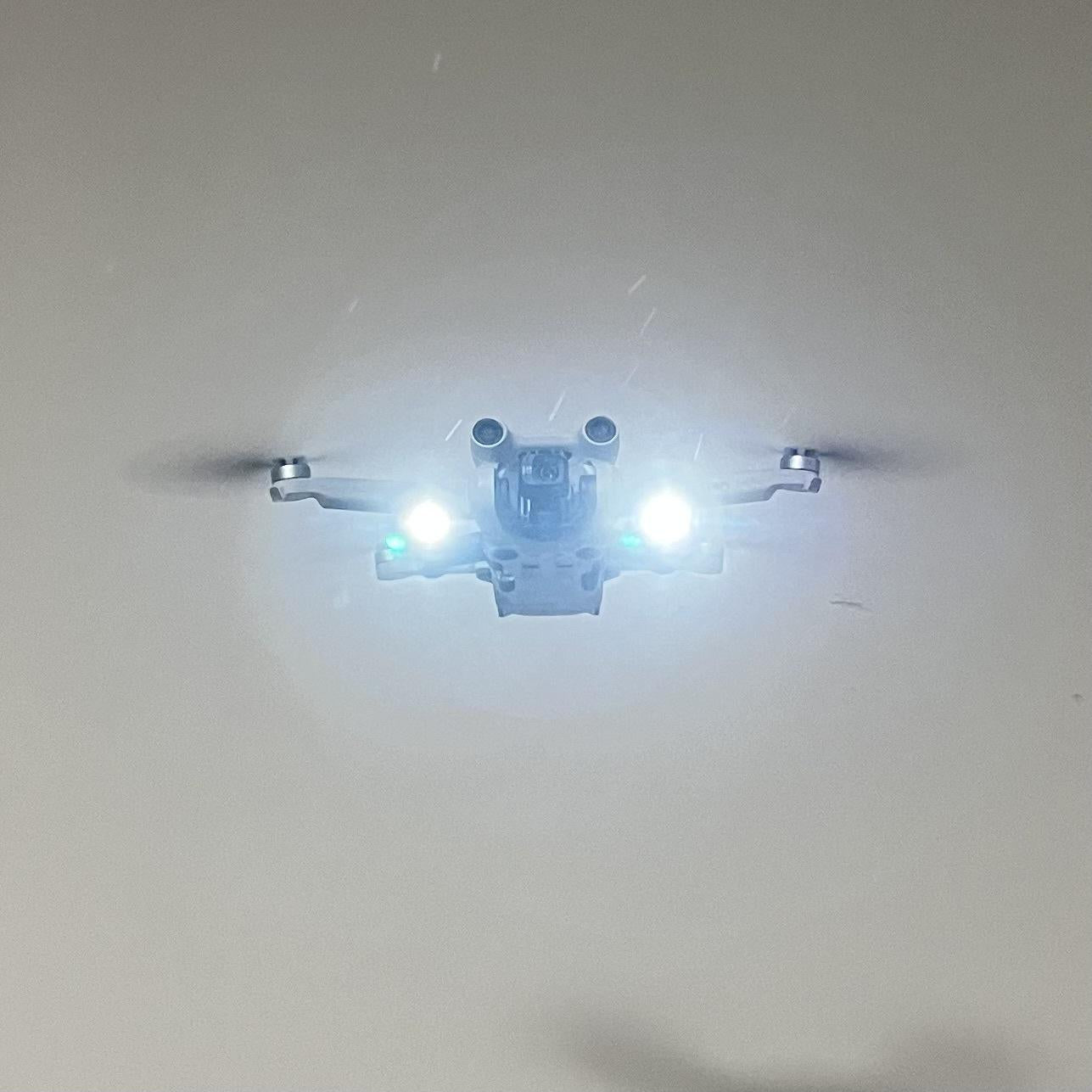 Led Flashlight For Night Navigation And Signaling-1964932262457905156