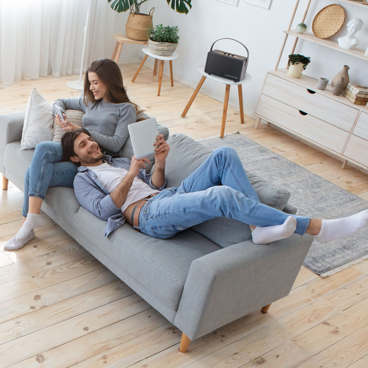 SoundTec Retro Bluetooth Boombox Black