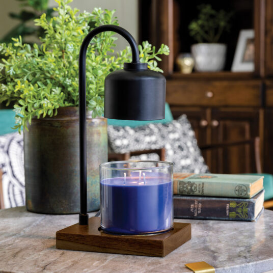 Black & Wood Arched Lamp - RRP $69.95 - Wholesale - OUT OF STOCK - PREORDERS OPEN - ARRIVING EARLY SEPTEMBER