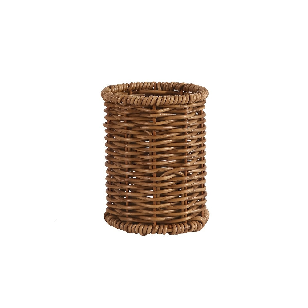 **Japanese Tableware Storage and Drying Basket: Slip-Resistant and Mold-Proof Bottom, Dual Use for Dining and Kitchen, a Simple and Tidy New Storage Choice**