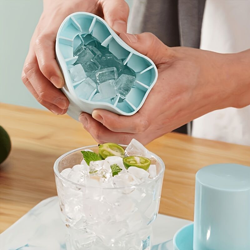 1 pc blue Silicone Ice Cube Cup – Freezable & Reusable Ice Maker, Perfect for Home, Bar, Pub, Club, and Outdoor Summer Drinks in Light Blue, Ideal for Cocktails and Fresh Fruit Infusions