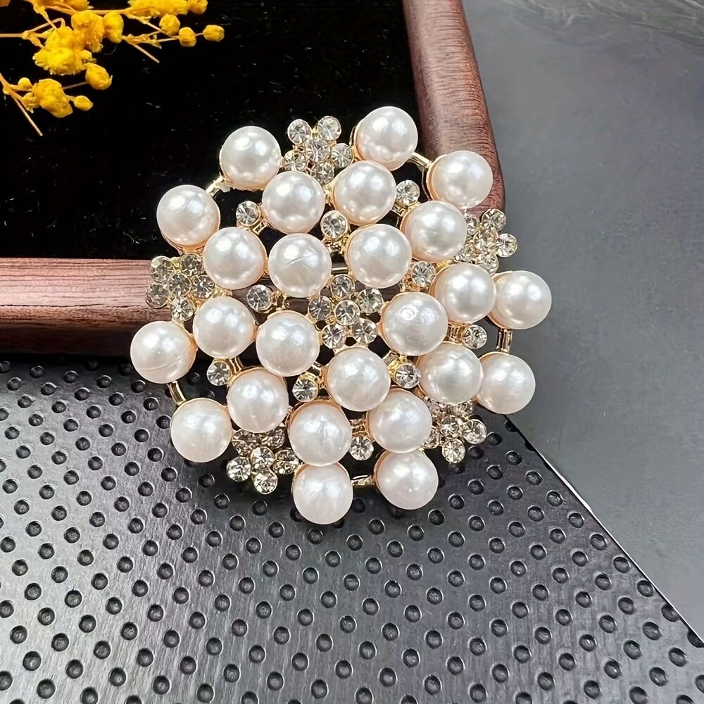 Elegant Women's Pearl Brooch, Floral Crystal and Pearl Brooch for Women's Dance Party Wedding Bride Fashion Jewelry