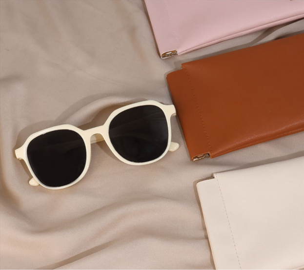 Christmas gift Premium Leather Eyeglass Case with Spring Closure - Multiple Color Options - Refined Craftsmanship(Rosy Pink)