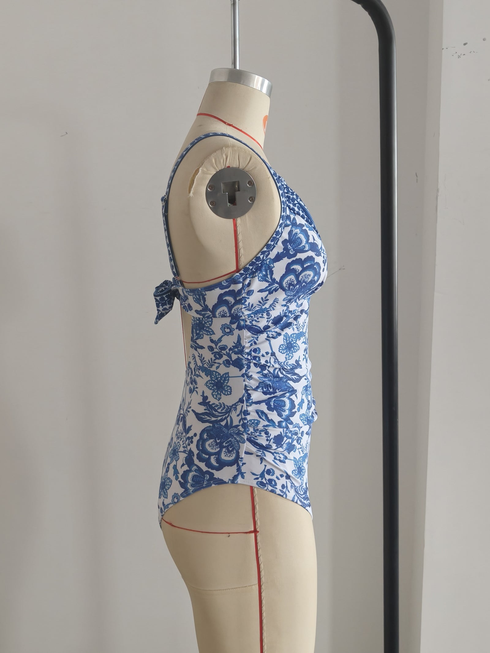 Elegant Chinese-Inspired Printed Bathing Suit With Eye-catching Blue And White Motif Size L