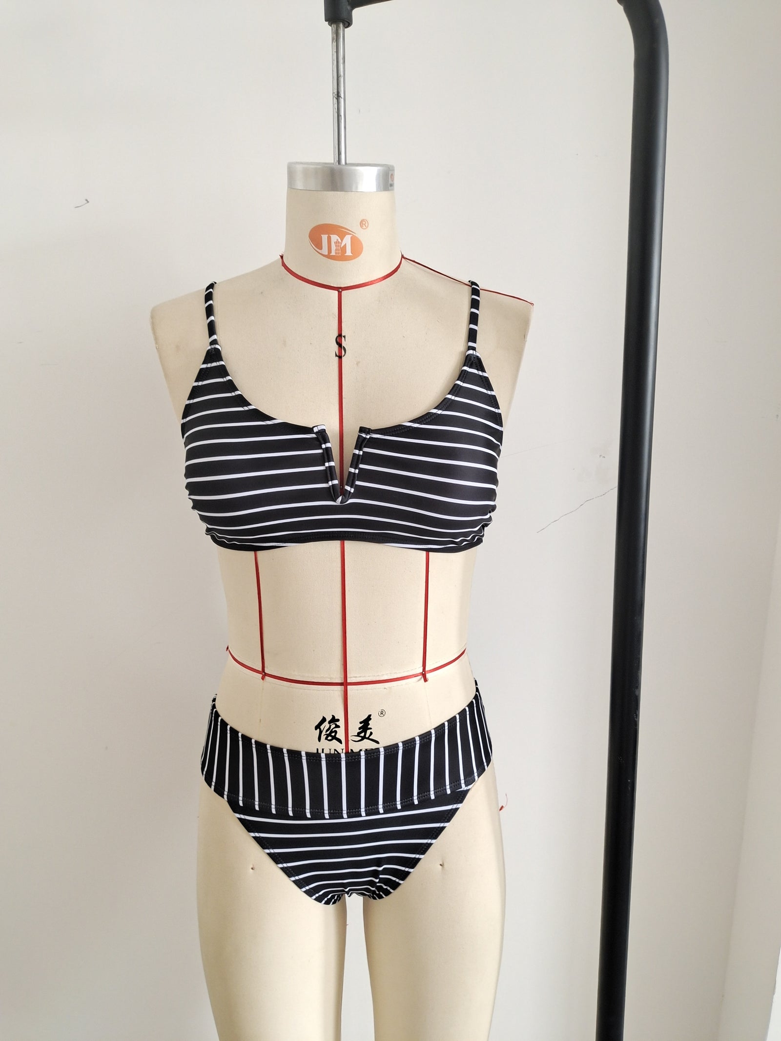 Women Striped Striped Print Bikini Deep-V Neck Women's Swimwear Beachwear Size M