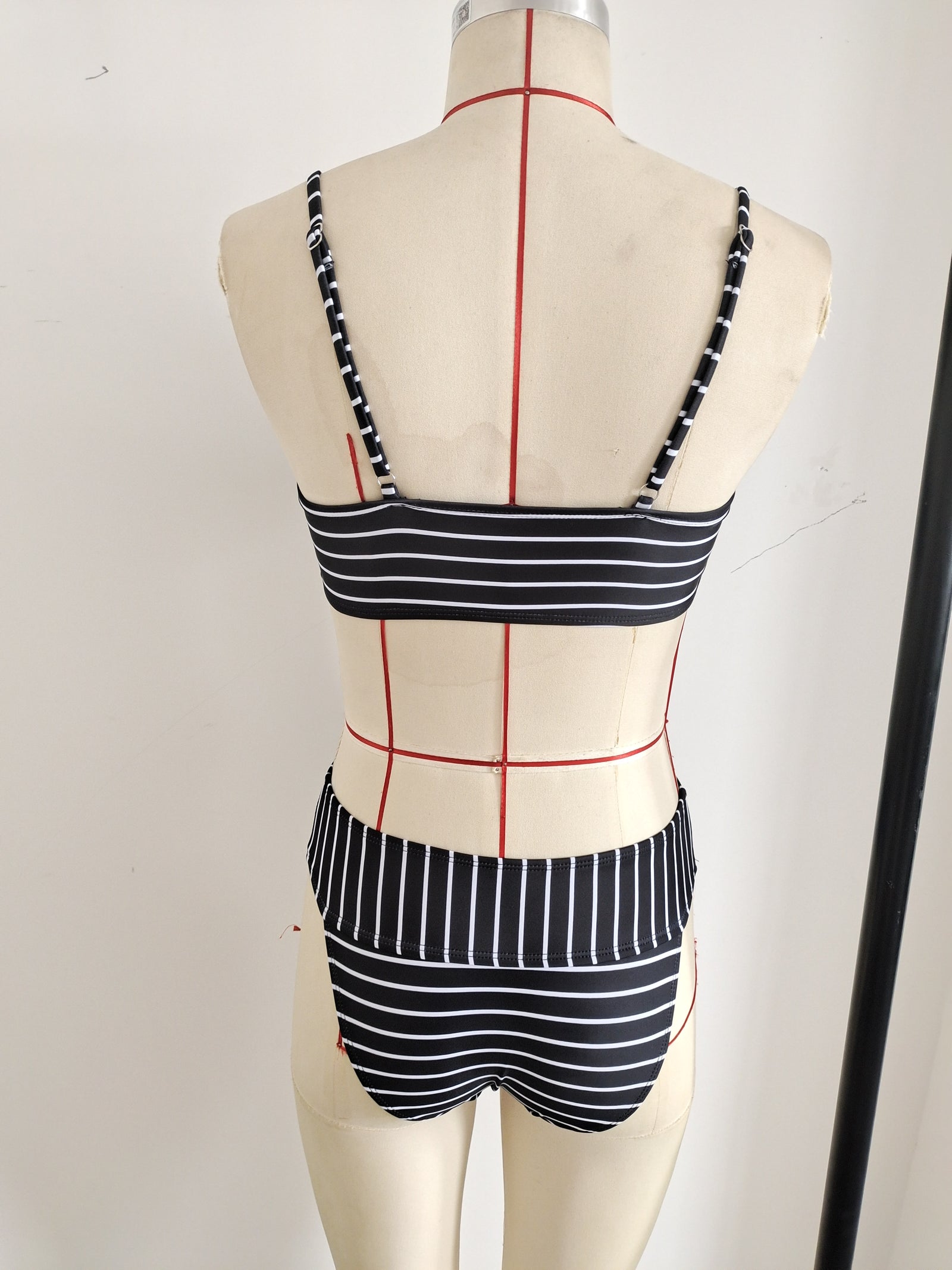 Women Striped Striped Print Bikini Deep-V Neck Women's Swimwear Beachwear Size M