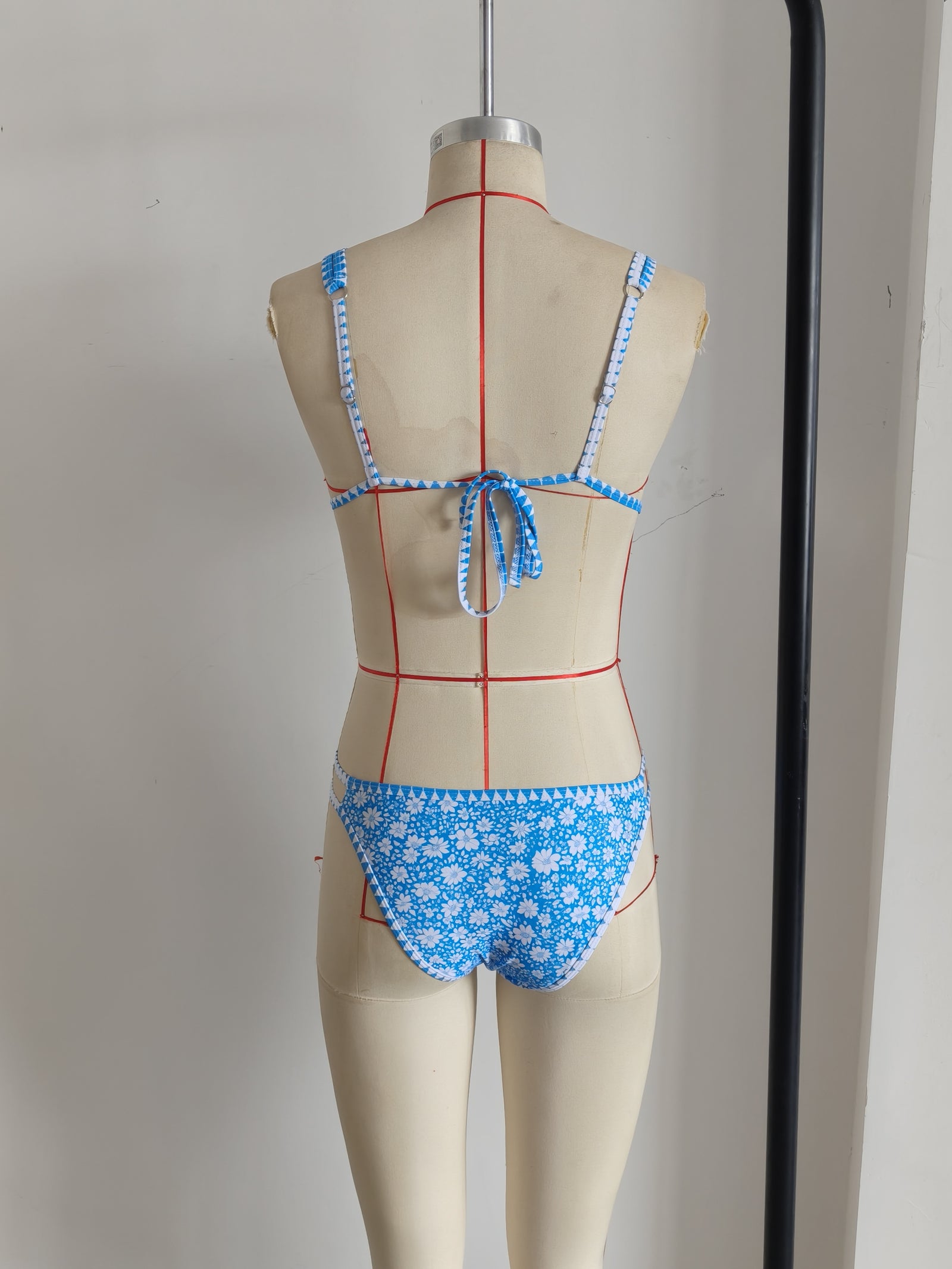 Adjustable Strap Blue Floral Print Swimwear Set Size L
