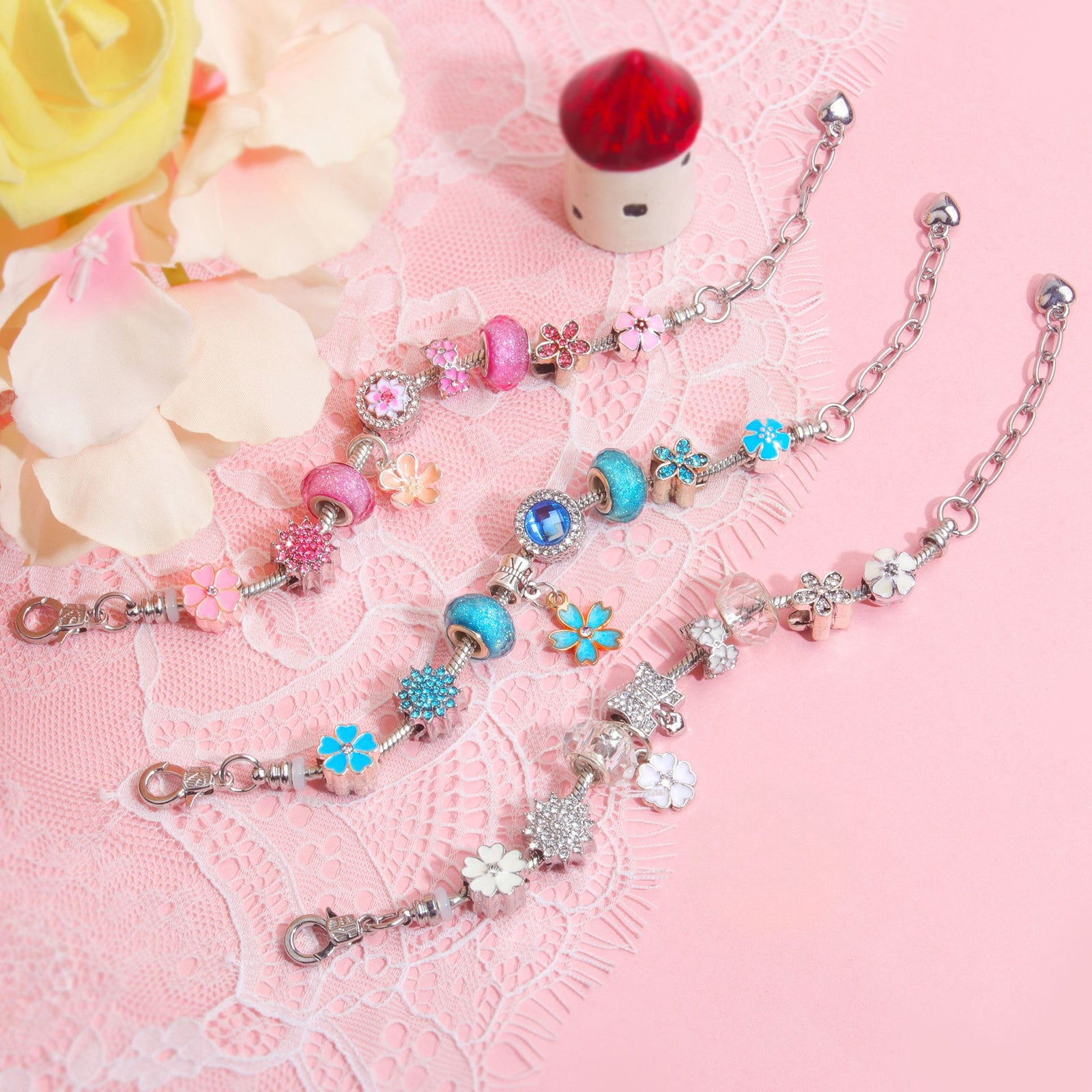 Blue Magnolia Alloy Bracelet with Rhinestones & Glaze Beads(19cm)