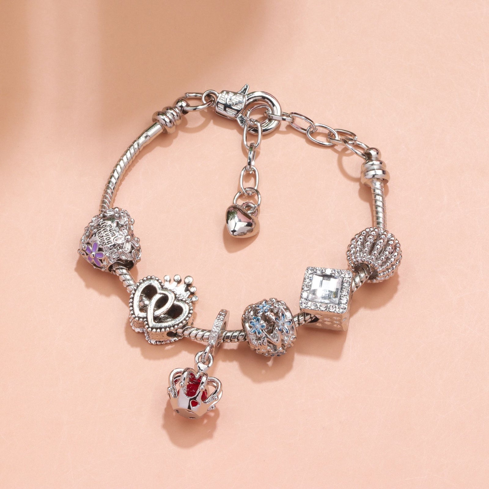 Hollow-out Rhinestone Heart Flower Charm Bracelet(Silver,19cm)