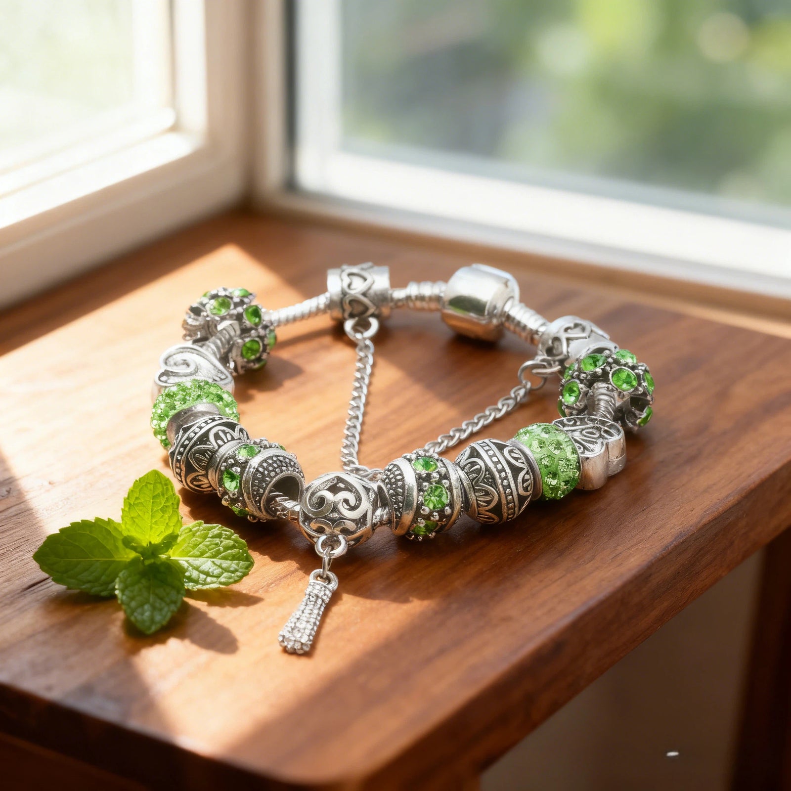 Women’s Vintage Silver-Plated Charm Bracelet - Crystal-Embedded Hollow Carved Multi-Bead Fashion Jewelry(green-20cm)