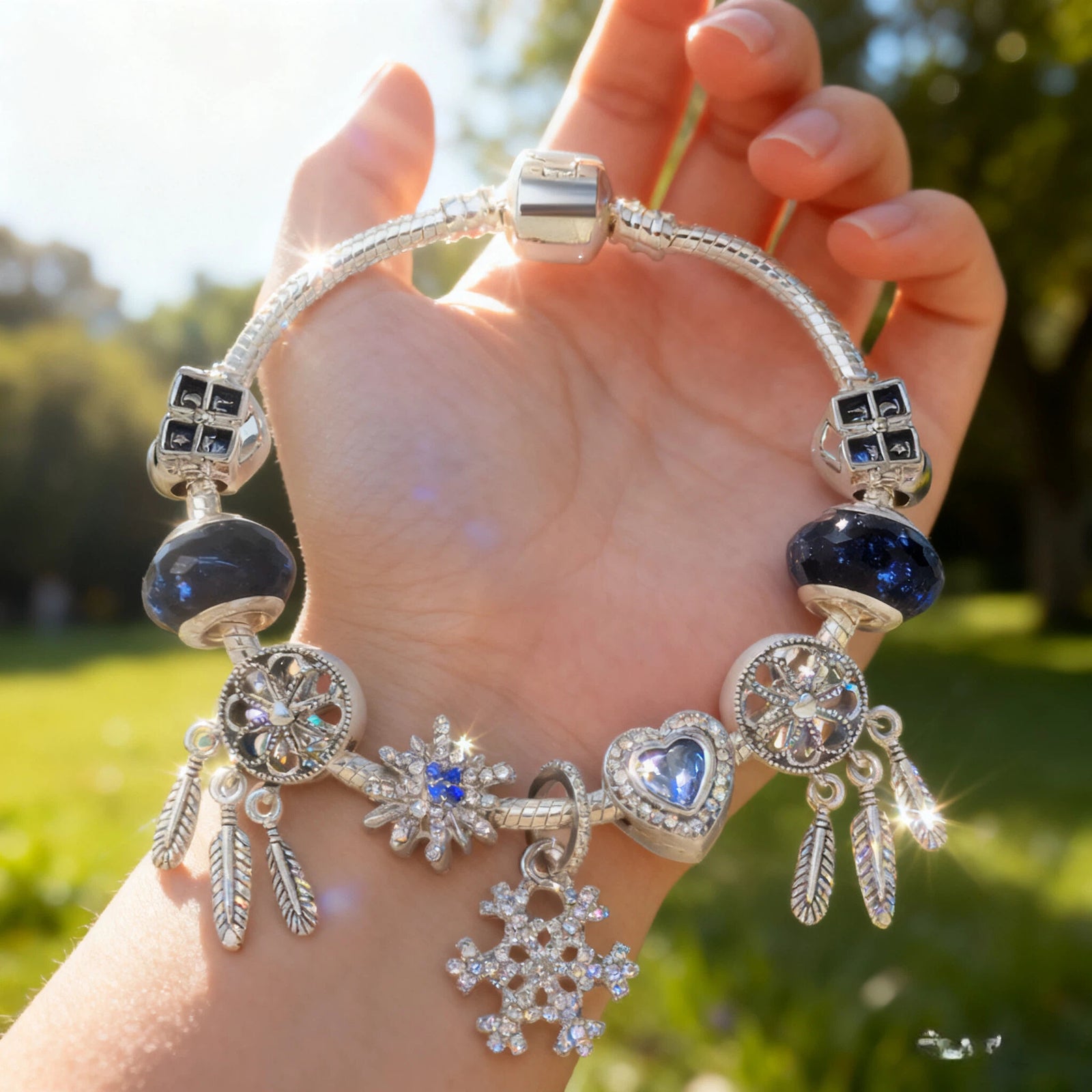 Pandora-Style Rhinestone Blue Cat’s Eye Heart Bracelet: Glass Beads, Dreamcatcher Feather Snowflake(19cm)
