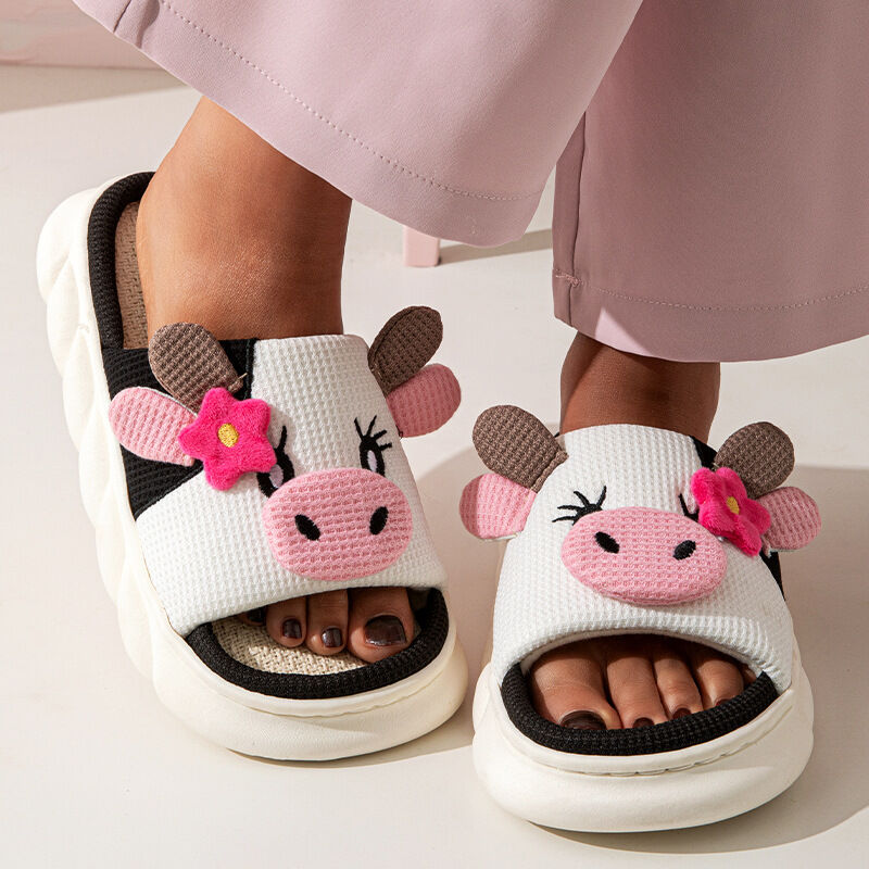 Unisex Cow Cartoon Linen Slippers: EVA Thick Sole Non-Slip Beach Sandals for Couples & Parent-Child, 7 Styles(white)