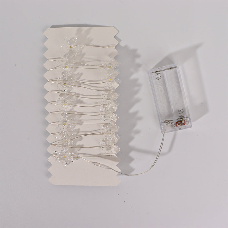 2m 20-LED Christmas Snowflake String Lights, Warm White, Battery Powered (2 x AA Batteries Required)