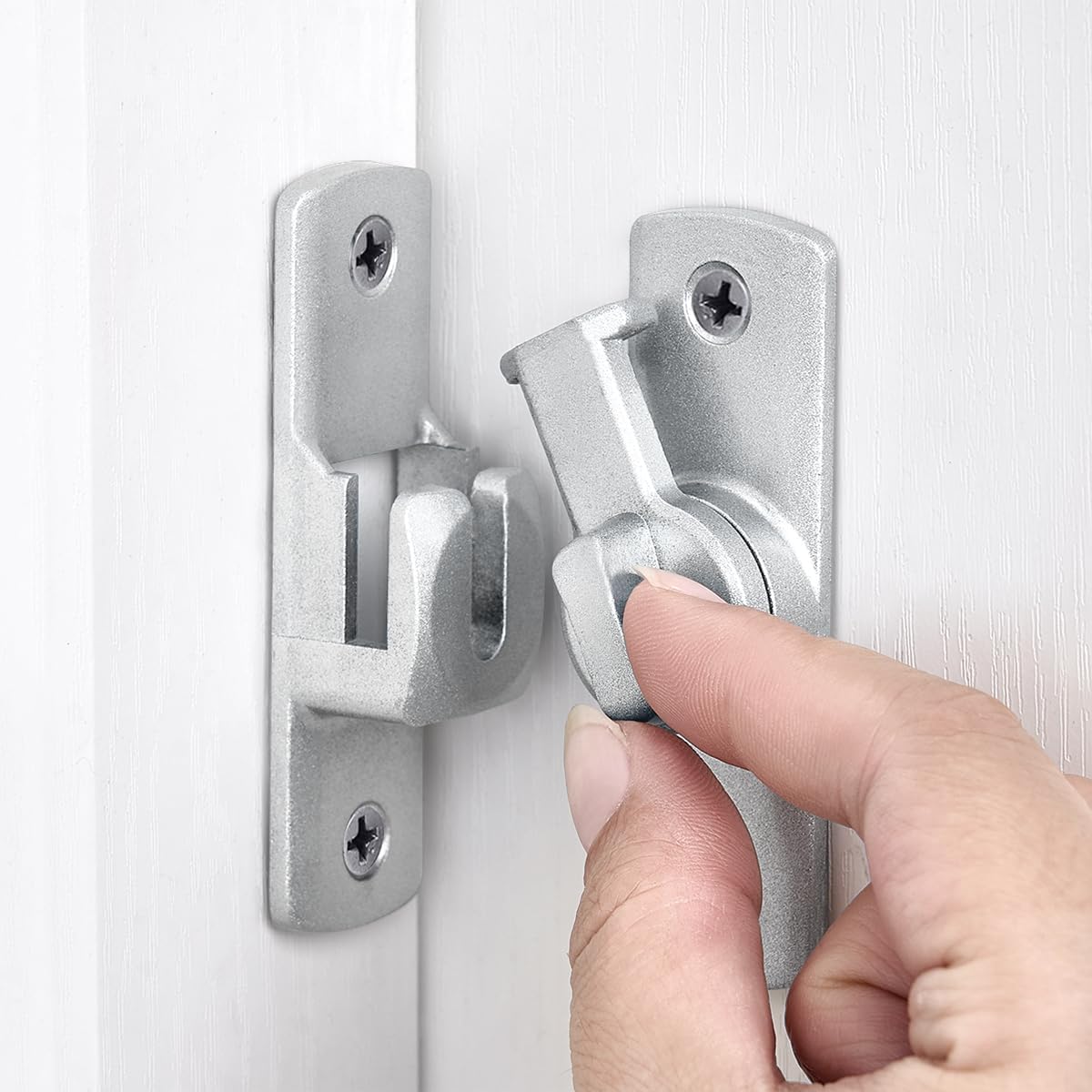 Silvery Barn Door Latches,90/180 Degree Gate Lock,Aluminum Alloy Right Angle Door Lock Latch,Flip Gate Latches Hardware,Door Security Sliding Door Latch Lock fo Cabinets,Barn Door,Bathroom Silvery