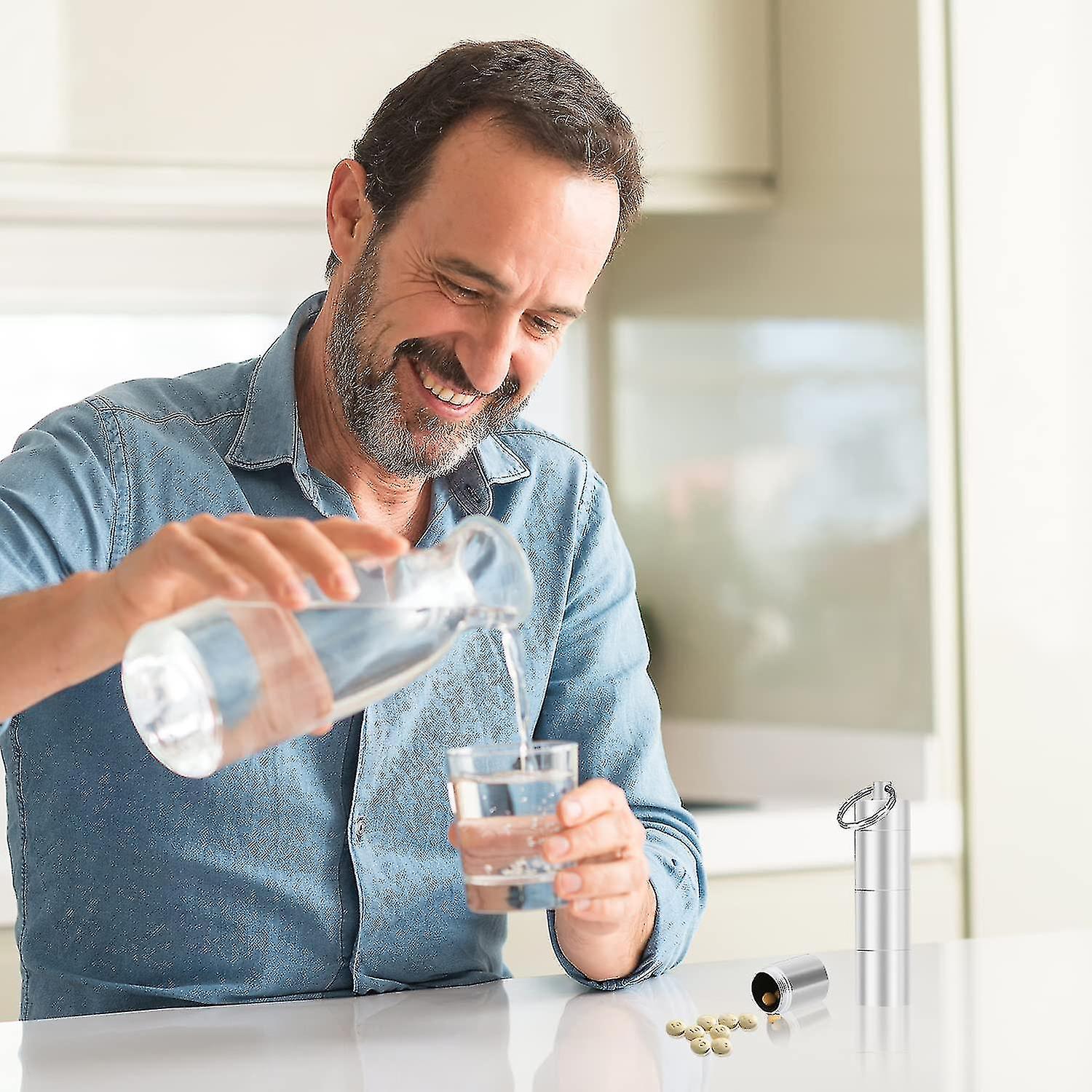 2 Pieces Aluminum Pill Box Portable Pill Organizer 3 Compartments Metal Pill Case Pocket Gift