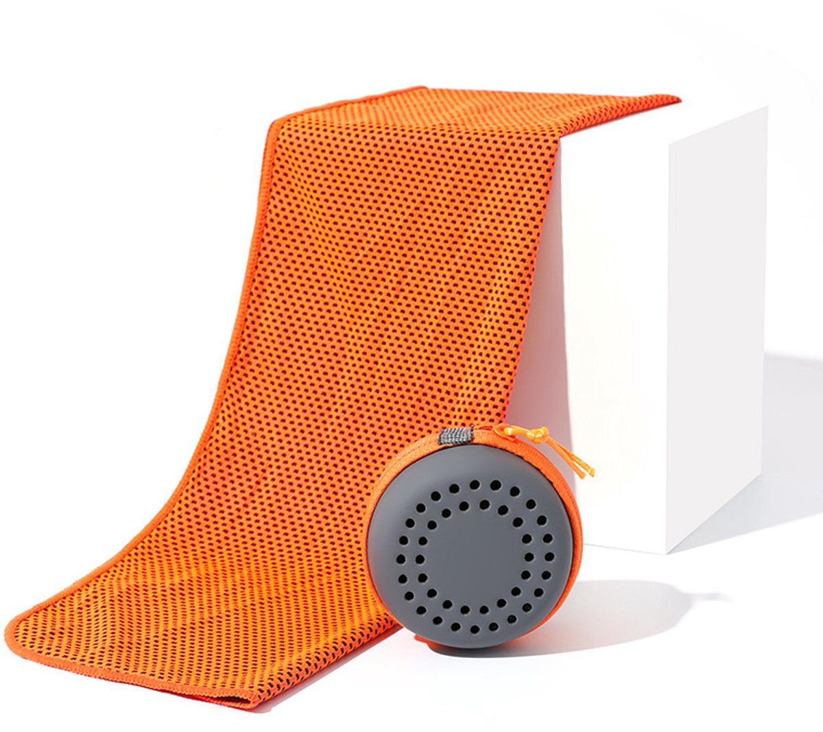 Cooling Towel for Summer & Sports - Quick-Drying & Cooling - Quick-Drying Towels - Cooling Towels for Running - With Storage Box - 30x60 cm (Children's) Orange