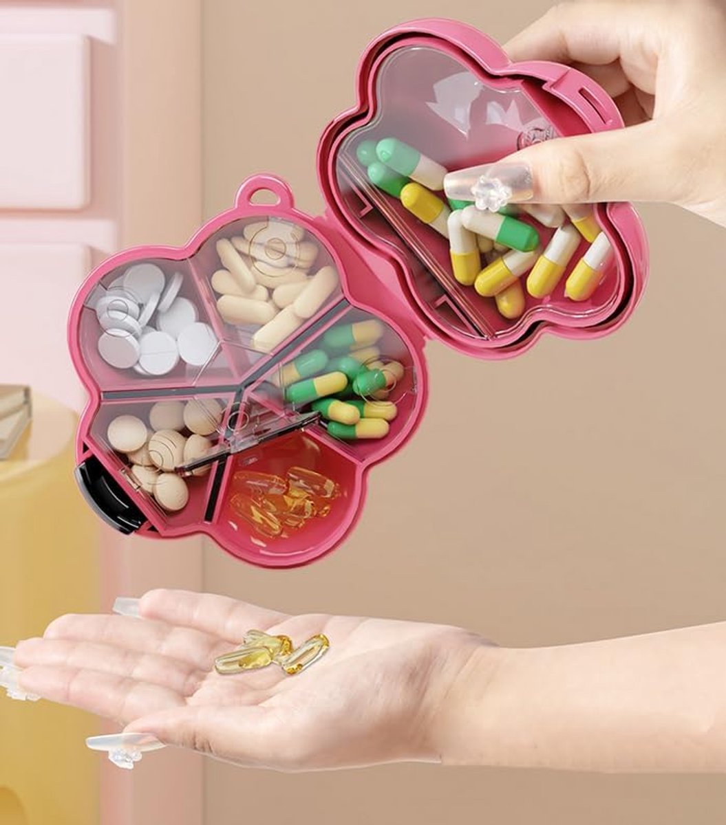 Mini Pill Box - Portable Jewelry Box - Flower-Shaped Storage Box - For storing small accessories - Suitable for boys and girls (White)