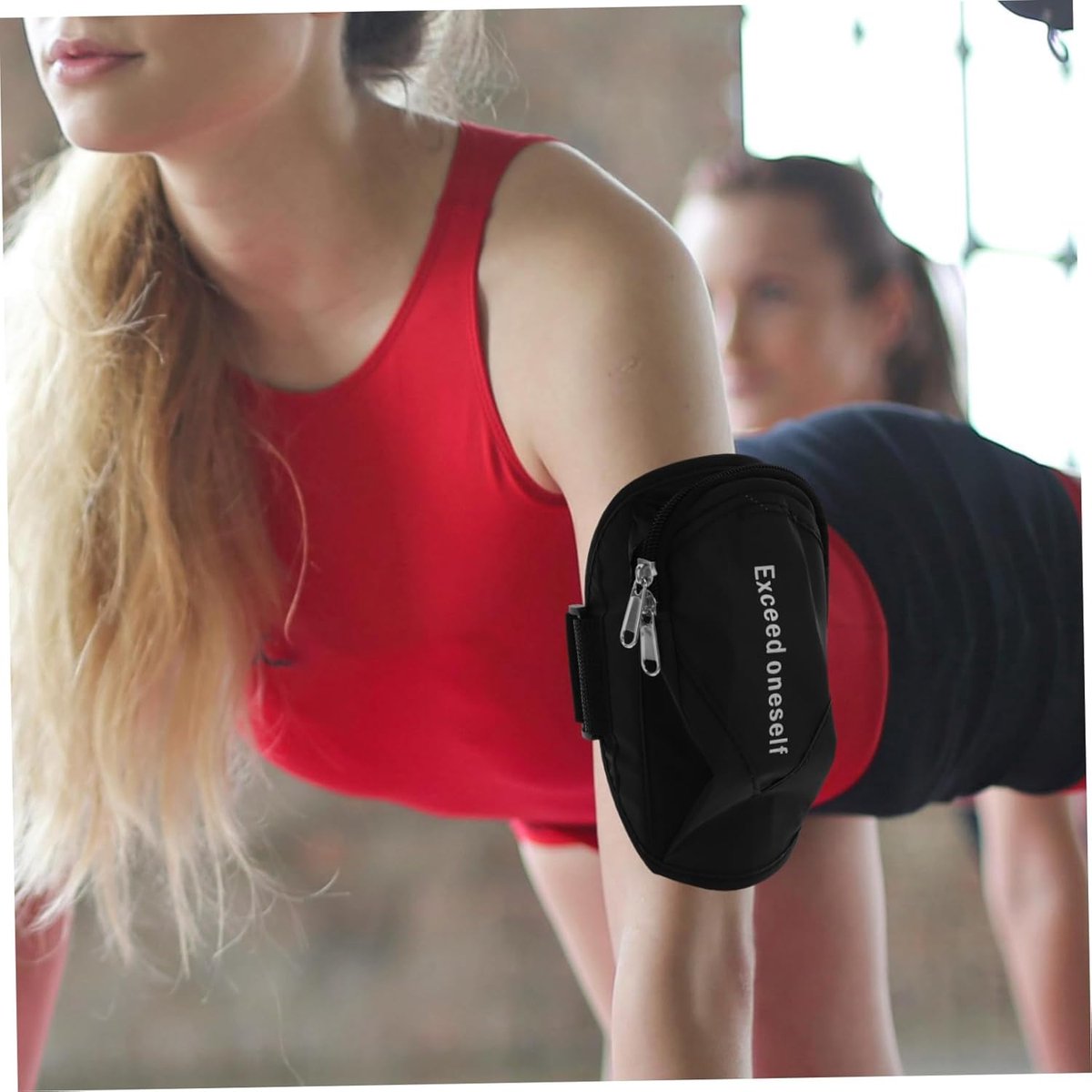 Sports Bag - Running Armband - Phone Holder for Running - Reflective Sports Accessories - With Adjustable Shoulder Strap - Suitable for Running, Camping and Hiking (Black)