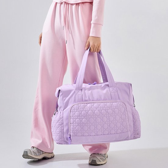 Sports Bag - Waterproof Travel Bag - 24 Liter Carry Bag - Zippered - Lightweight & Durable - Suitable for Gym, Training & Travel(Purple)