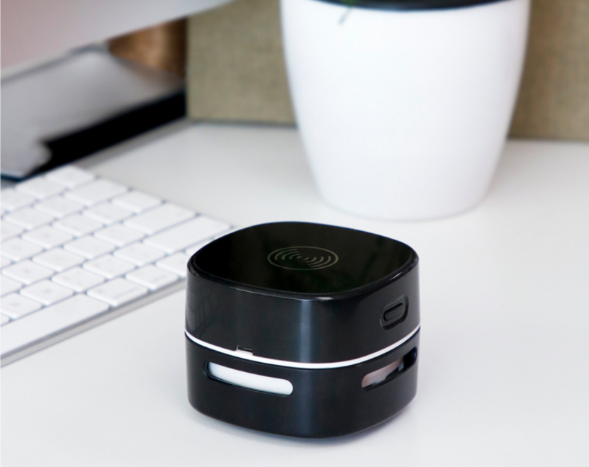 Desk Vacuum Cleaner - Mini Vacuum Cleaner - Table Vacuum Cleaner - Handheld Vacuum Cleaner - Wireless Charger - 2 in 1 - USB Rechargeable - Portable Vacuum Cleaner - Desk Accessories - Gadget - Keyboard Cleaner - Compact - Phone Charger - White - 1 Piece