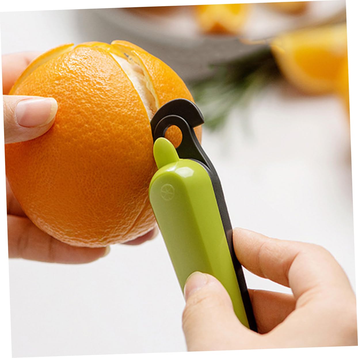 Orange Peeler - Citrus Peeler - Fruit Peeler - Kitchen Tool - Grapefruit Opener - Peel Remover - Plastic Peeling Knife - Kitchen Accessories - Citrus Fruit Tool - Handy Kitchen Utensils - Fruit Preparation - Mandarin Peeler - Yellow and Green - 2 Pieces