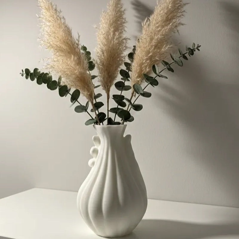 A Gentle Embrace from 3D Printing - White Vase