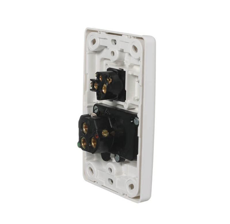 2000 Series 250V 10A Vertical Mount Single Switch Socket Outlet with Removable Extra Switch, White