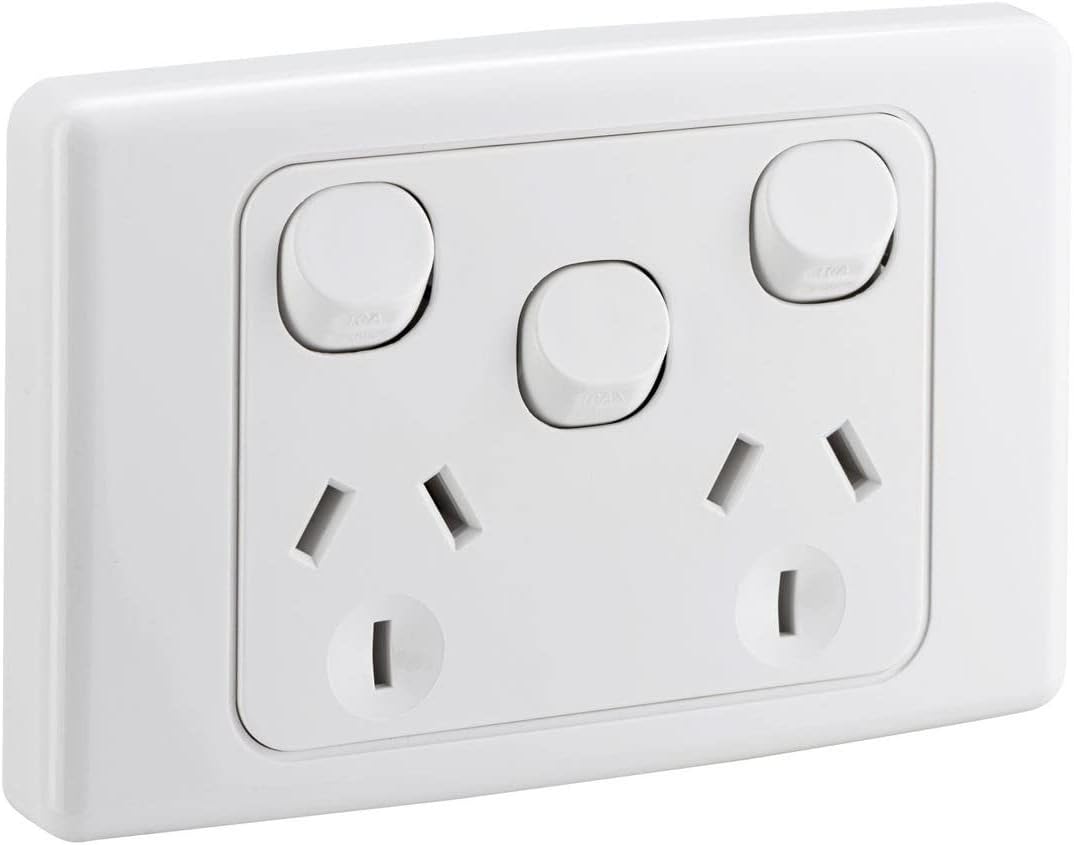2000 Series 10A 250V Twin Switch Socket Outlet with Removable Extra Switch