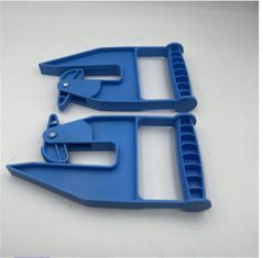 Handle the clip-1