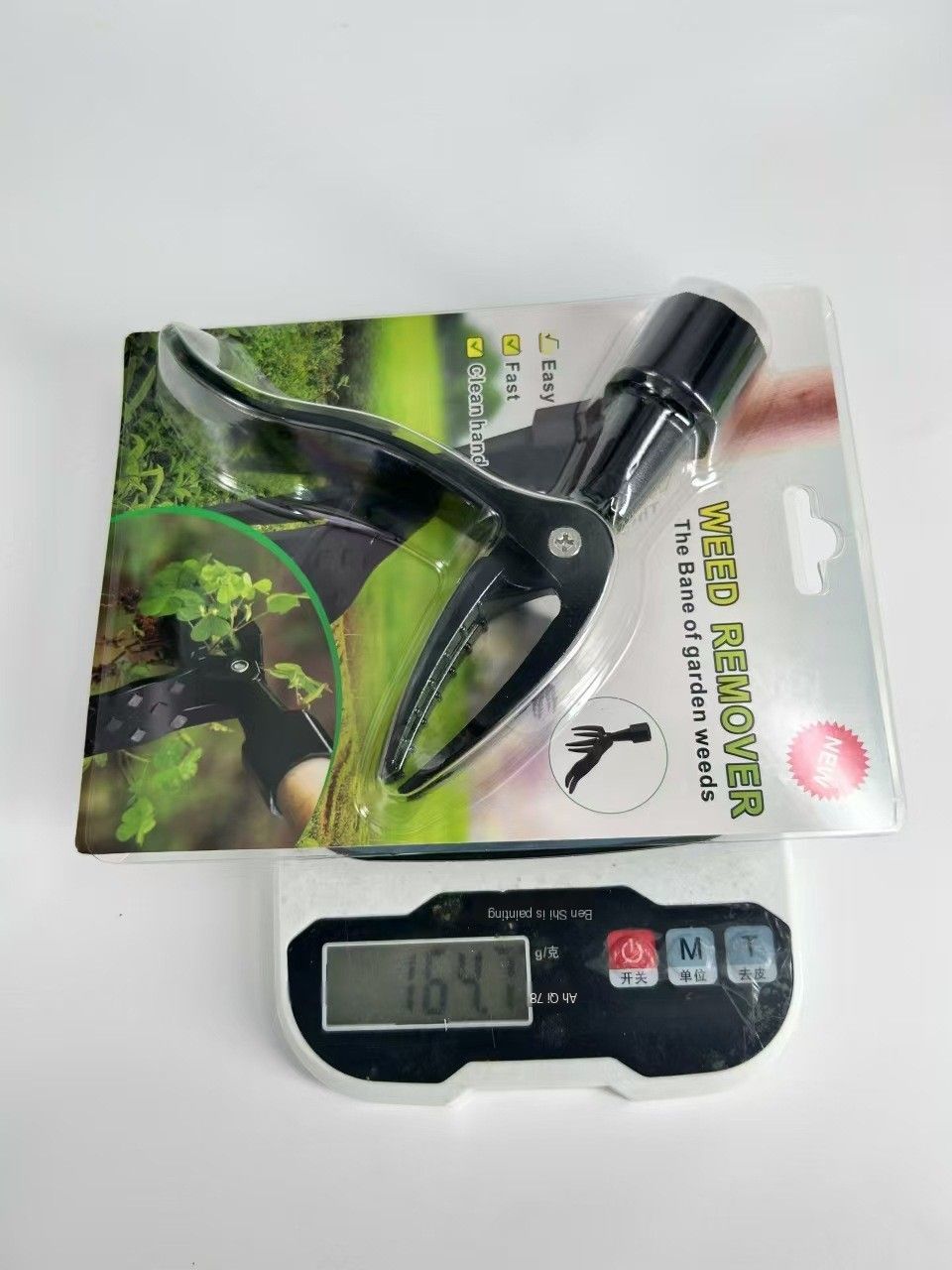 Manual weeding device-with a stainless steel three-section pipe