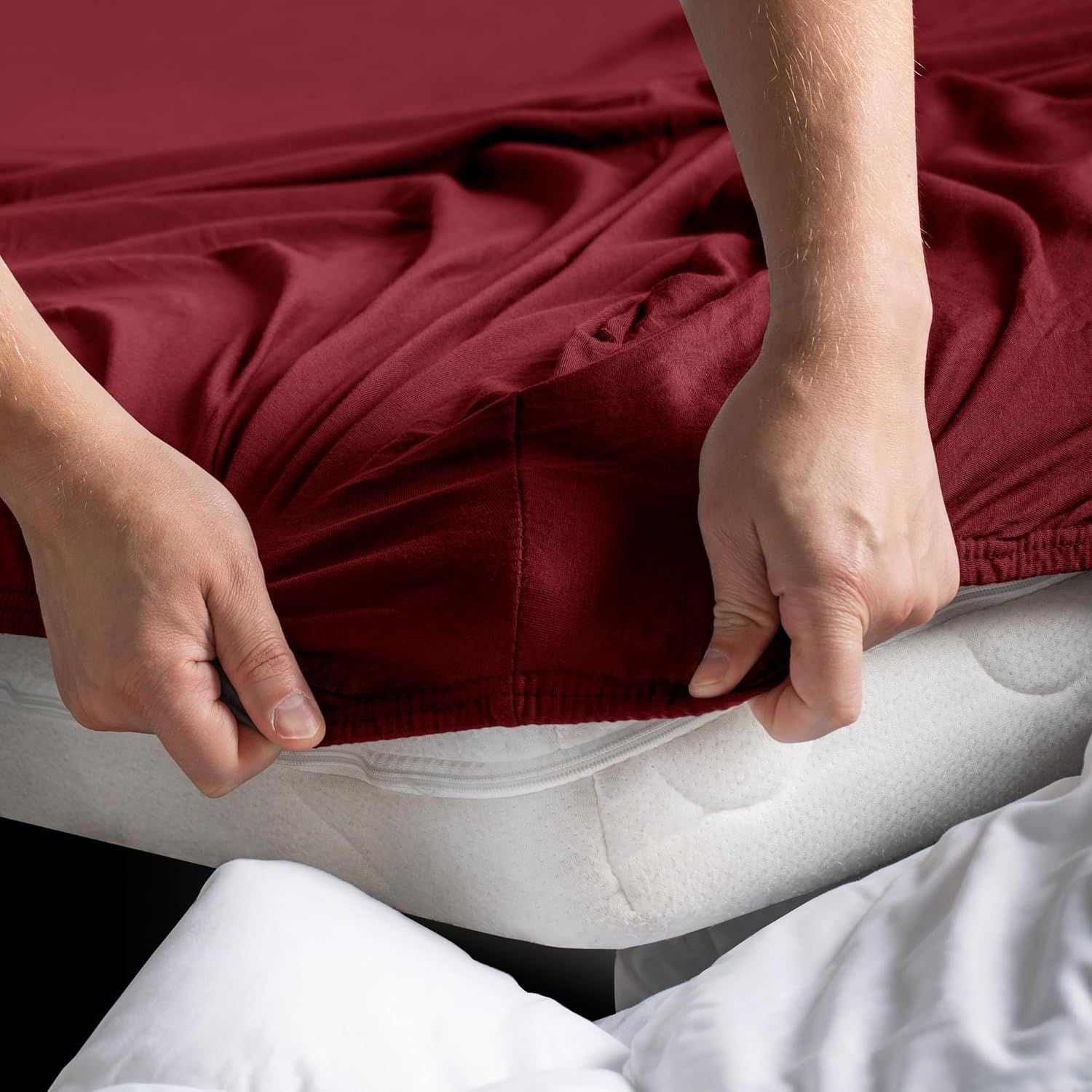 Hotel Quality Fitted sheets - 2 Piece Fitted sheets -Breathable Bedding - Wrinkle, Fade, Stain Resistant- 26inch/40cm Deep Pocket Fitted Bed Sheet-Wrinkle and Fade Resistant,(Red,King)