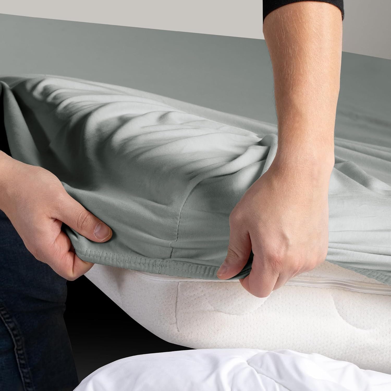 Hotel Quality Fitted sheets - 2 Piece Fitted sheets -Breathable Bedding - Wrinkle, Fade, Stain Resistant- 26inch/40cm Deep Pocket Fitted Bed Sheet-Wrinkle and Fade Resistant,(Silver-gray,Single)