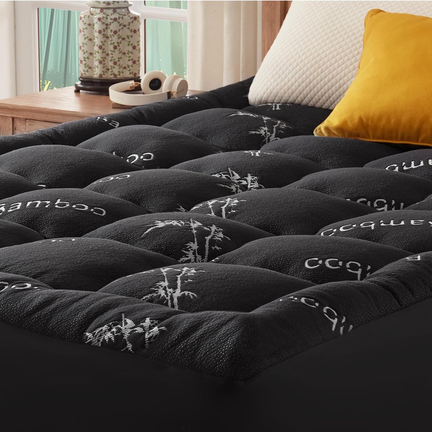 800GSM Mattress Topper Viscose Derived from Bamboo, Thick Pillowtop Fitted Mattress Cover with 45cm Deep Skirt - Machine Washable Hypoallergenic(Queen,,Black)