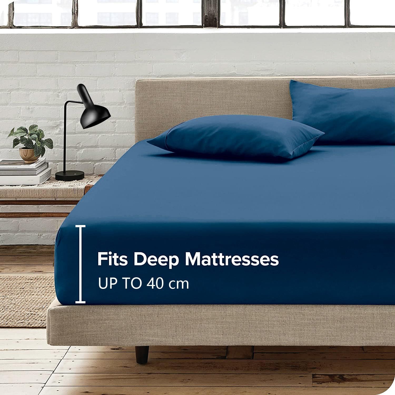 Hotel Quality Fitted Sheet - 1 Piece Fitted Sheet -Breathable Bedding - Wrinkle, Fade, Stain Resistant- 16inch/40cm Deep Pocket Fitted Bed Sheet-Wrinkle and Fade Resistant,(Navy,Single)