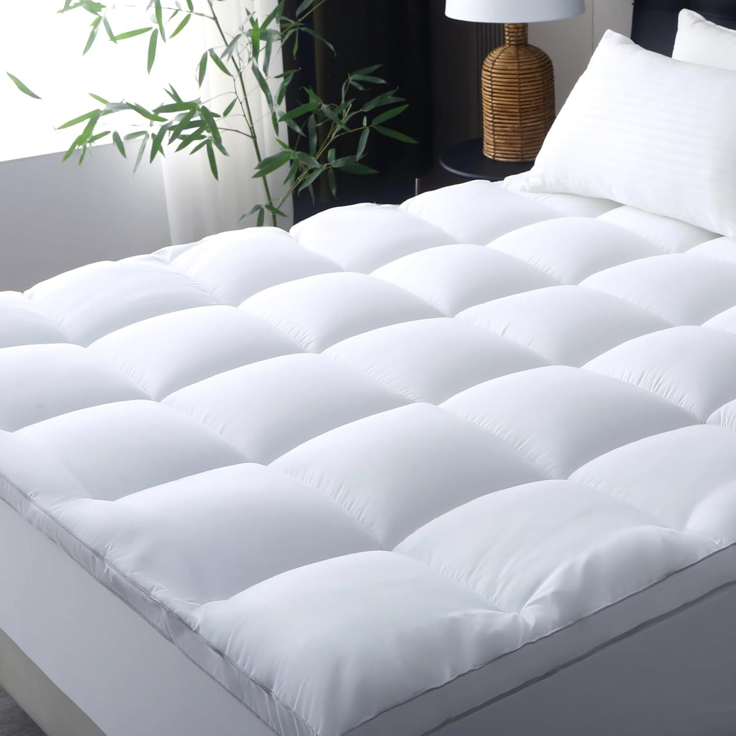 1000GSM Mattress Topper Viscose Derived from Bamboo, Thick Pillowtop Fitted Mattress Cover with 45cm Deep Skirt - Machine Washable Hypoallergenic(Queen,,Black)