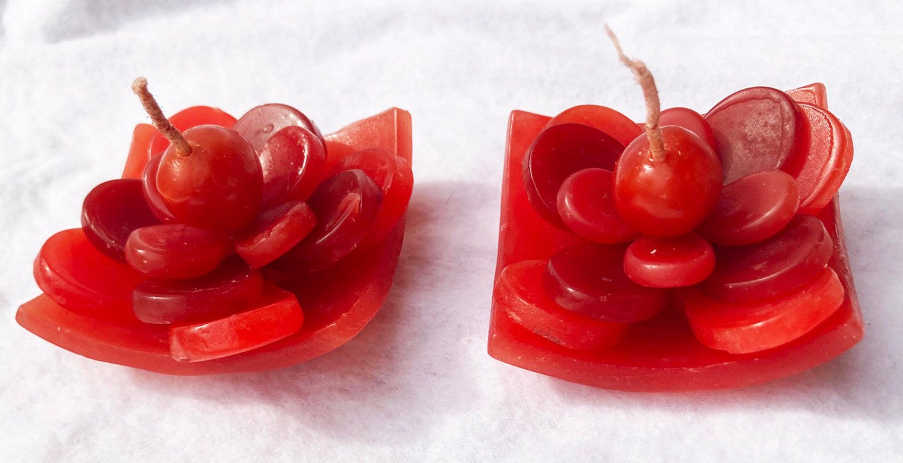 2 Red Lotus Floating Candles in Red Black Gift Box Set Birthday Xmas Valentine Mothers Day Gift Present