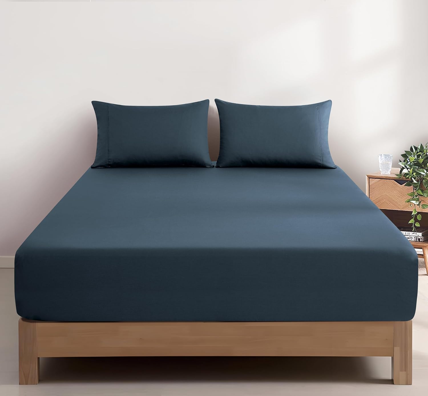 100% Vintage Washed Cotton Fitted Sheet Combo Set – 100% Natural Cotton, Ultra Soft & Breathable – Includes Fitted Sheet & Pillowcases – Machine Washable (Indigo, King Single)