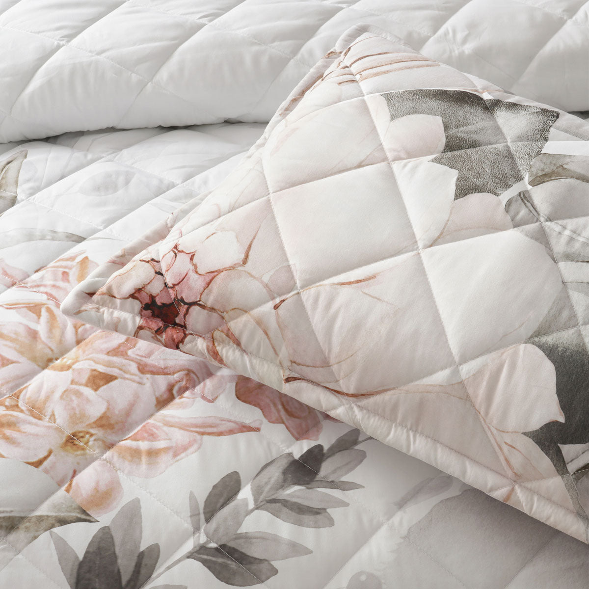 Bianca Giselle White Polyester Printed Floral Coverlet Set Super King