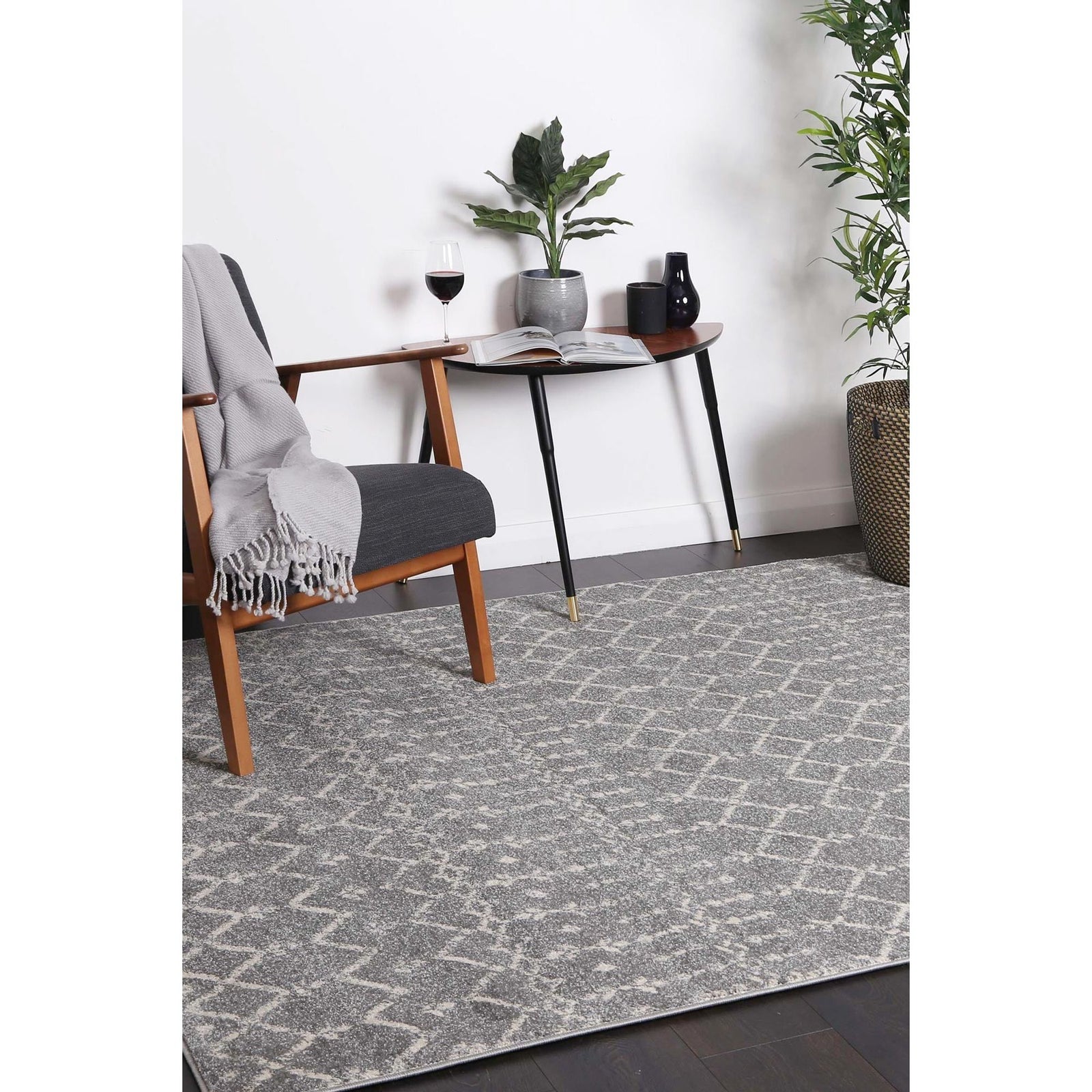 delicate-cassiday-grey-ivory-rug 240x330