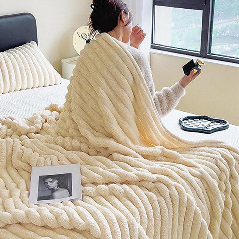 Plush Blanket Leisure Blanket Autumn Winter Warm Nap Throw Soft Cozy - Khaki-100x150cm