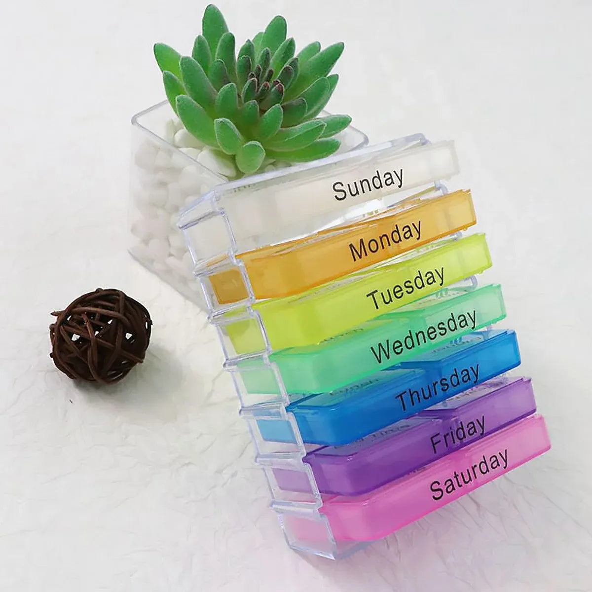 1-Piece Weekly Pill Organiser with Removable Daily Trays
