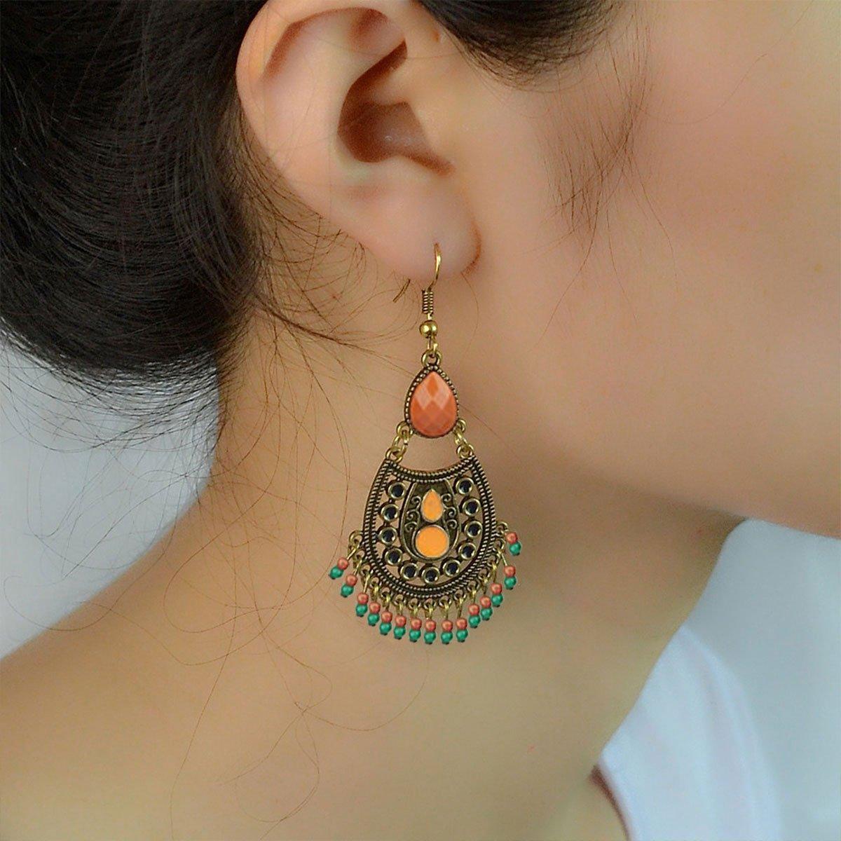 Retro Court Style Geometric Leaf Earrings Elegant Vintage Jewelry for Women Gift - 1