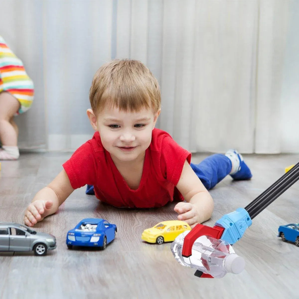 2-Piece Robot Claw Grabber Toy Set, Red and Blue