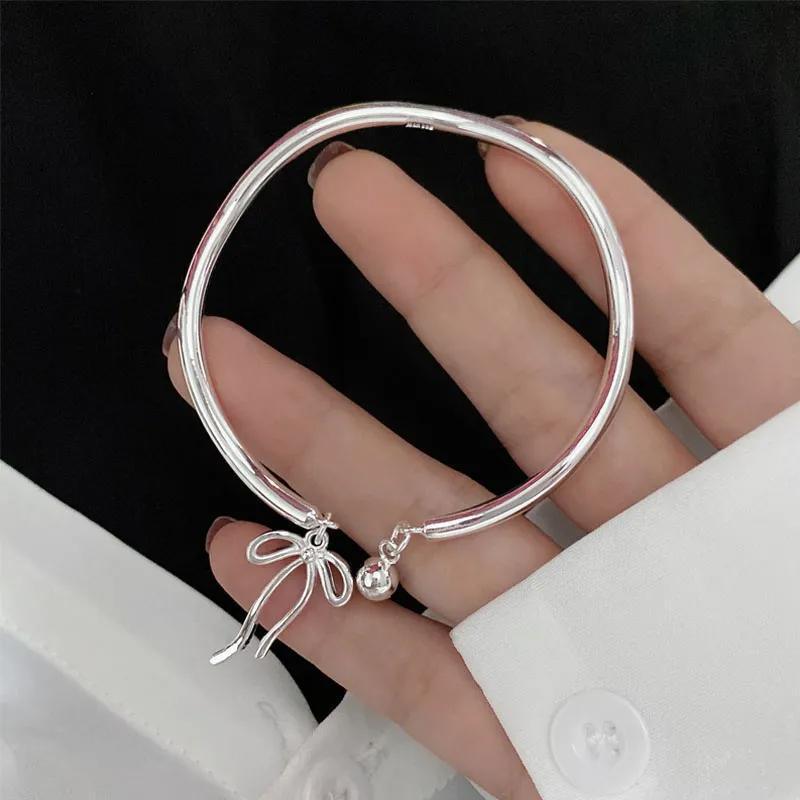 Bangle Bowknot Bells Bracelet Korean Opening Wrist Chain Women Silver Bracelet - Moebius strip