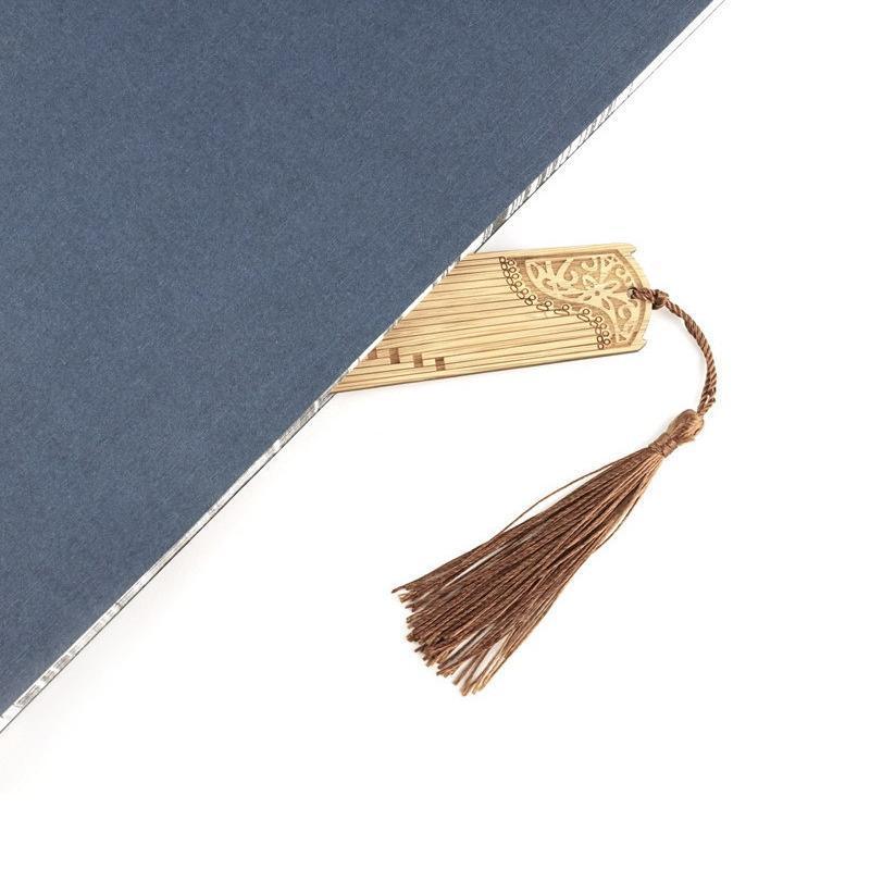 Chinese Style Bass Book Folder Book Clip Bamboo Bookmark Guitar Bookmark Lable - Ruan Pipa Bookmark - Chrysanthemum