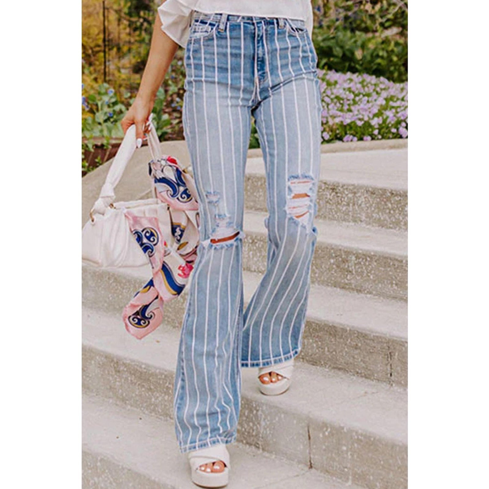 Azura Exchange Vertical Striped Ripped Flare Jeans - 10 US