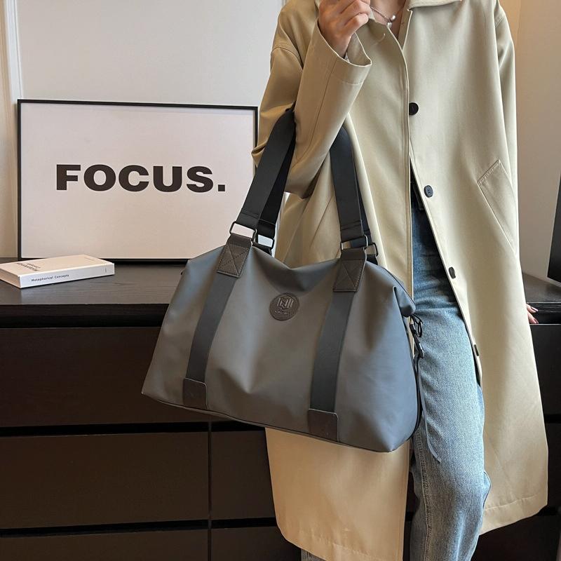 Travel-ready Waterproof Sports Bag for Fitness - Black