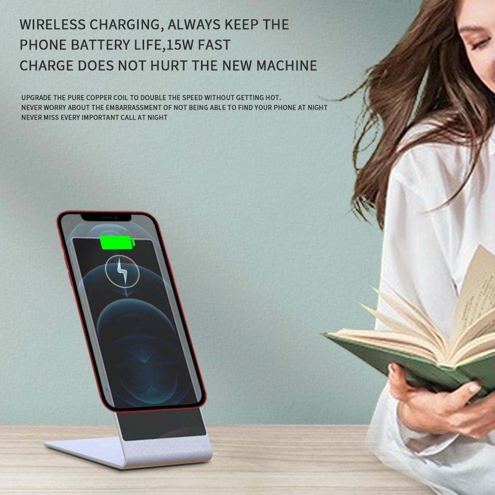 15W Magnetic Wireless Charger For Iphone Silver